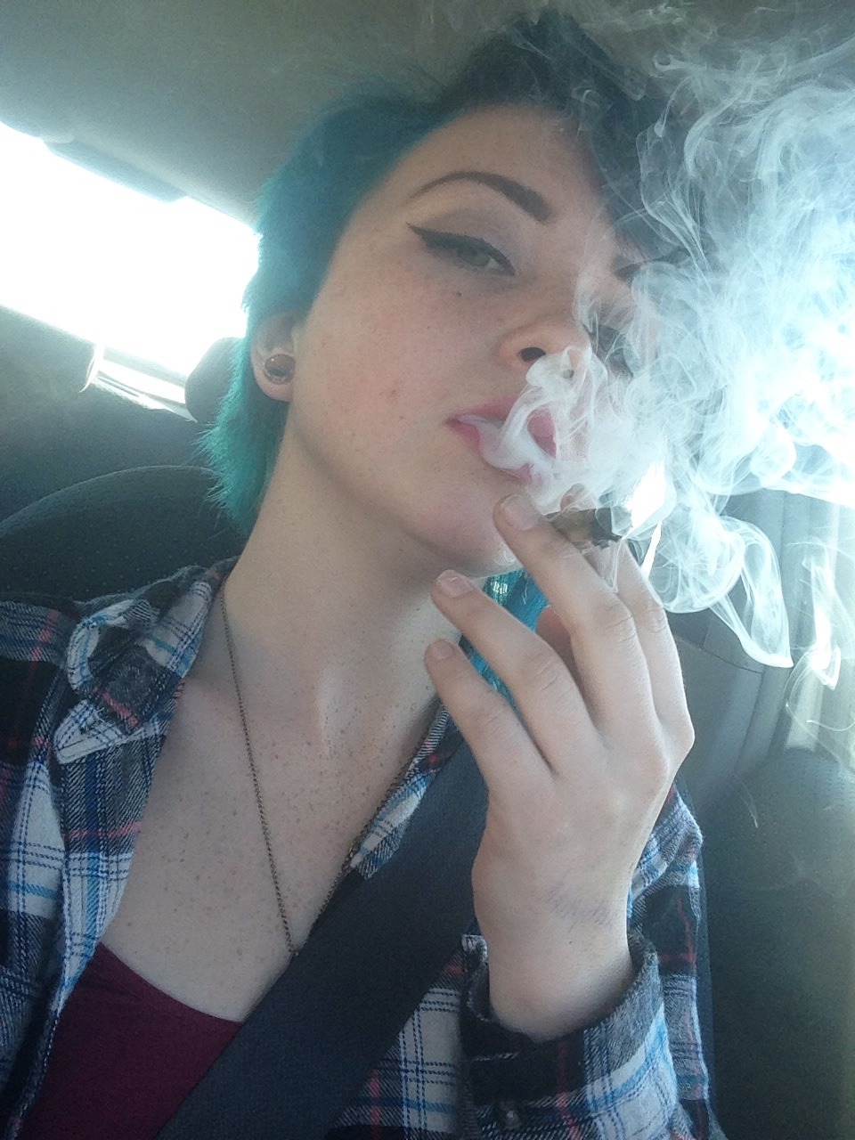 drugs-love-lust:  I get high cuz the lows can be so cold ❄️💨 