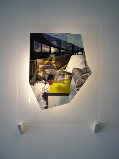 EMMA HOLMES Treignac Projet 08.2009 Emma Holmes presents her new collage series of self-lit assemblages, furthering her exploration of city life and the ubiquity of the image. Loosely assembled but meticulously arranged constructions lean against the...