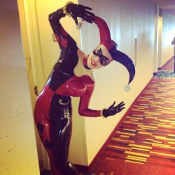 evilyn13:  Cosplaying as Harley Quinn at