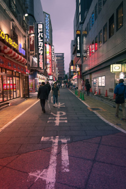 inefekt69:Shinjuku - Tokyo, Japan