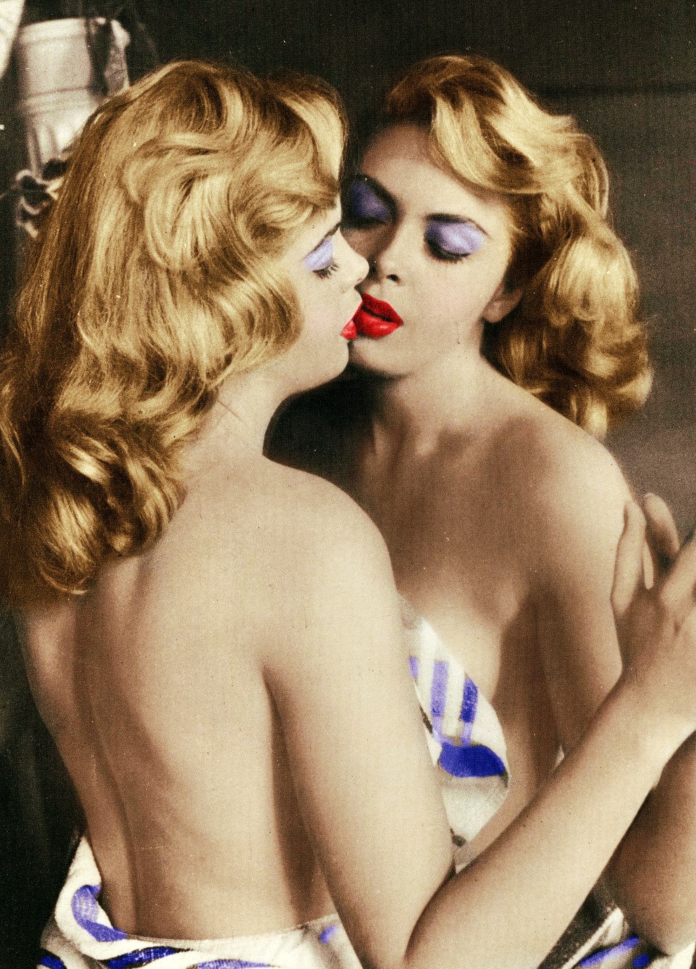 retrocrusher71:  Mirror Mirror