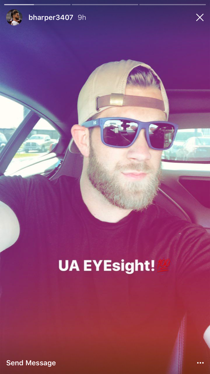 straightmenworshipping:  straightdudesexting:  Bryce Harper is fucking sexy! ⚾️
