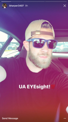 straightmenworshipping:  straightdudesexting:  Bryce Harper is fucking sexy! ⚾️  Daddy