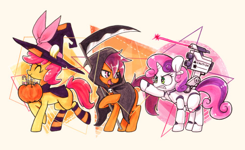 heyspacekid: Trick-or-Treat Crusaders …plus SweetieBot 3.0 w/ lazer turret.  This started as a copic drawing, but because the background looked bland white, I added some patterns.  Happy Halloween/Nightmare Night, and remember to go easy on the candy!