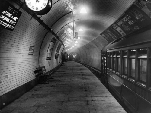 yesterdaysprint:Liverpool Street Station, London, 1912