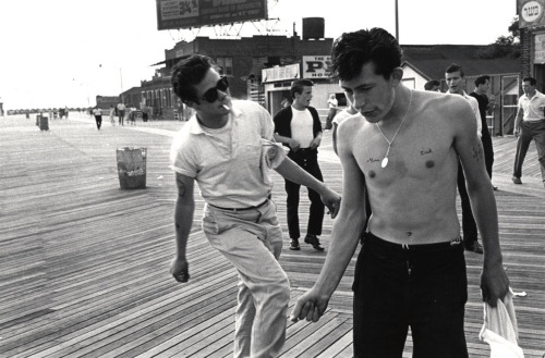 audrotas: Brooklyn Gang Series - 1959 Bruce Davidson, the iconic photographer known for his pictures