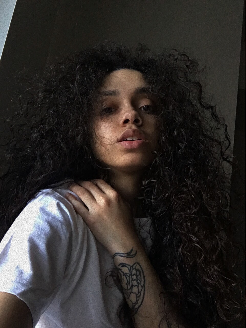 fvckpvssy:  wwavyvibess:  414lilj:  freewave freewave freewave.  🌺  FVCKWITUS