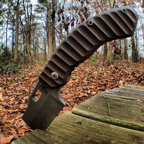realedc:  Trouble Blades Debt Collector. Hefty pocket cleaver. 