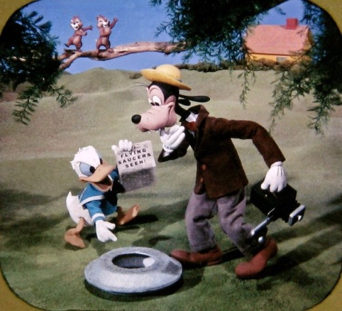 talesfromweirdland:View-Master slides of various animated films and cartoons.The View-Master was (an