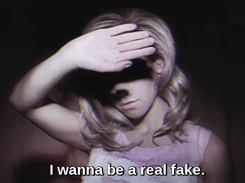 my-fuckedup-won-der-land:  diamondsanddelrey:  twistedgoddess:  Pick a personality