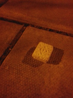 jonnycocksville:  leanandhungrylooks:  I took this photo coming home from town one night, very drunk. It seemed so beautifully poignant to me. This lone, abandoned custard cream, bathed in lamplight. I knew tumblr would appreciate it.   did you eat it