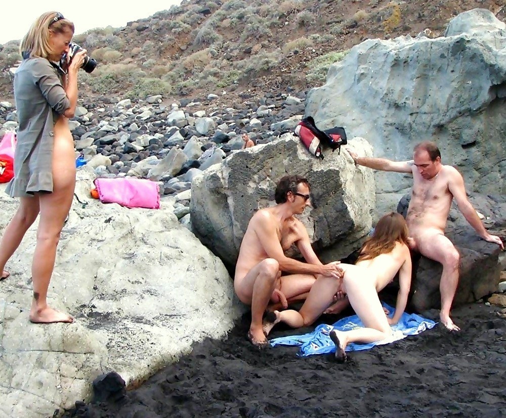 showandabuse:  At the beach If you want to see more like this …  Visit showandabuse.tumblr.com