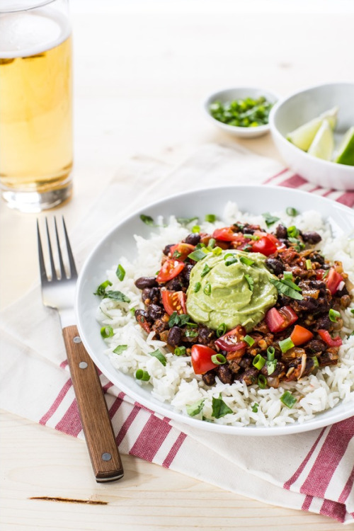 vegan-yums:Burrito bowl / Recipe