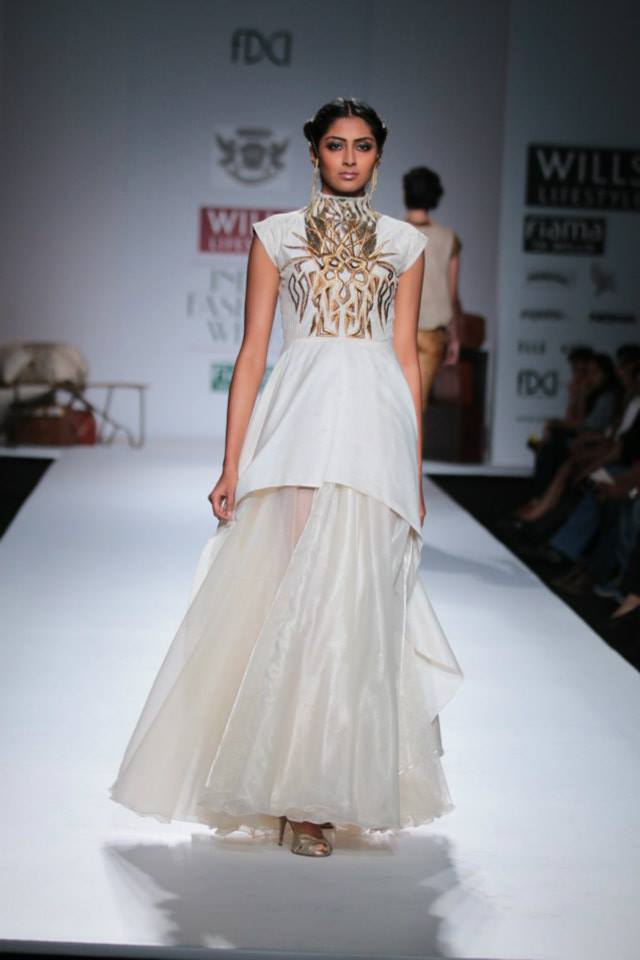 beautifulsouthasianbrides:  Samant Chauhan Wills Lifestyle India Fashion Week A/W