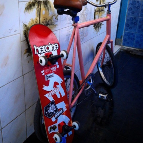 eunickfebb: Mainan baru #skateboard #bicycle #minivelo #fixedgear