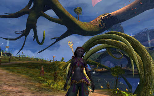 ivyeyed:My Sylvari (post total makeover kit) and timemachineyeah‘s Sylvari spending some time in the