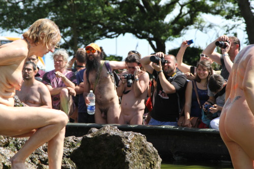 World Naked Bike Ride Brighton 2014To see more pics of this great event go to…publiclynude.tu