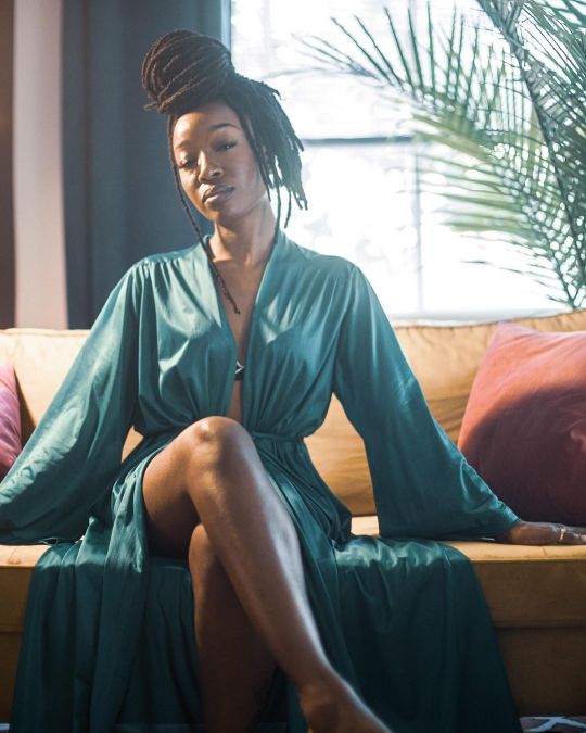 BEHOLD THE WONDEROUS BEAUTY THAT IS BLACK WOMEN WITH LOCS! THEY ARE GOD’S GIFT