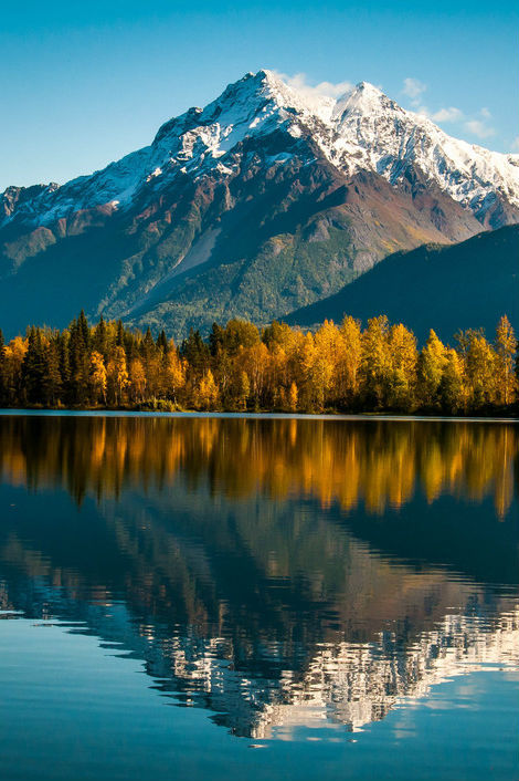 ethereo:  Guardian of the Lake via 500px