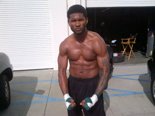 hotfamousmen:  Usher