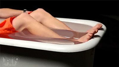 tentadog:  sizvideos:  Bathing in 500 lbs of putty - Watch the full video   same
