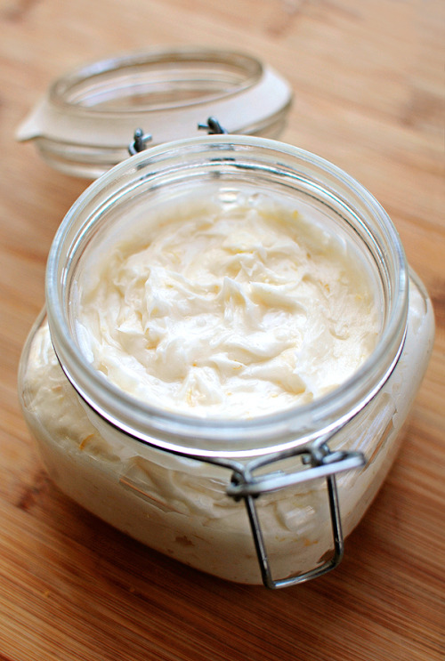 diyhoard:Home-Made Body ButterWith Coconut Oil!Not only can you use this as lotion, but you can also