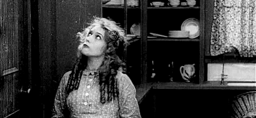 marypickfords:Mary Pickford in Rebecca of Sunnybrook Farm (1917)