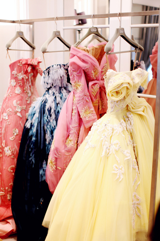 glitter-in-wonderland:  fashiondaysareover:  Christian Dior Haute Couture S/S 2011