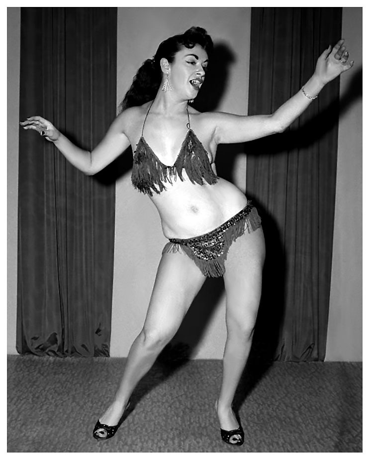 burleskateer: Hurricane Dare “The World moves on a Woman’s Hips..” 