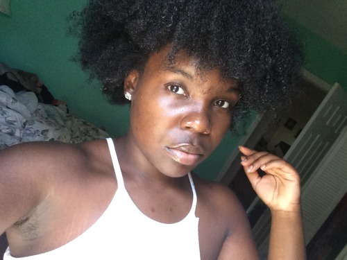 atasteoflee:  I was tagged by @100guns100clips In the selfies of 2015 post & I tag you beautiful ppl @silkktheshocka  @kngshxt @trufflebootybuttercream @bustyspice @khadds @marfmellow @norisblackbook & whoever else wants me to see their face 😌😬💕