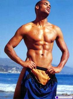 pradaboiswagg:  maleexpose:  Boris Kodjoe