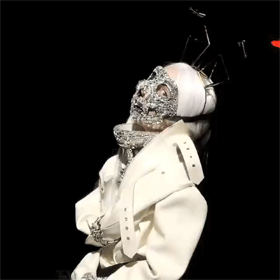 NOW SERVE FOR GAGA