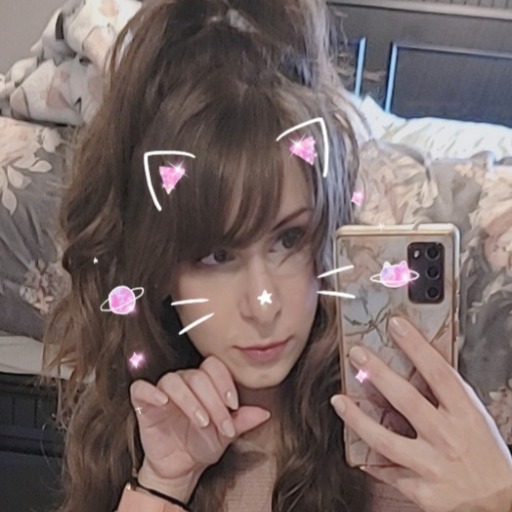 windycarnage:  i am just a tiny bun dont adult photos