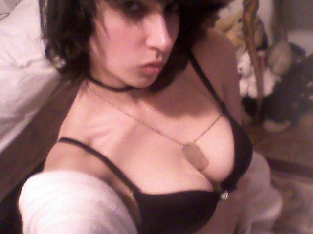 mymarinemindpart2:  Sexy Military GF pt 1