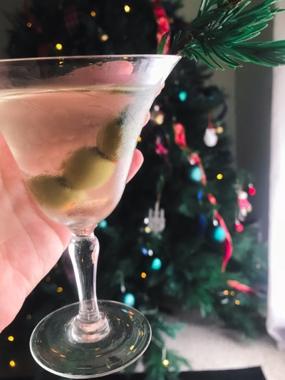 dressedincotton-deactivated2022:I like mine dirty 🍸