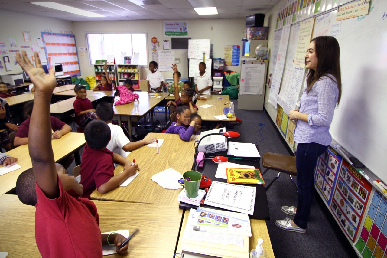 sashagreyart:  Sasha Grey reads at Compton’s Emerson Elementary School for Read