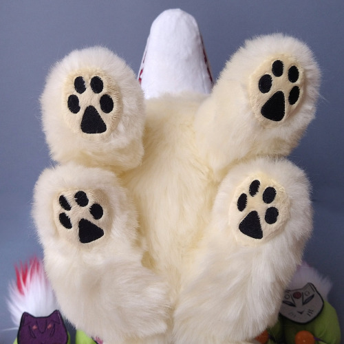 owlsteaparty: Demon Lord Ninetails plush from Okami. This was a LOT of work - each tail was a plush 