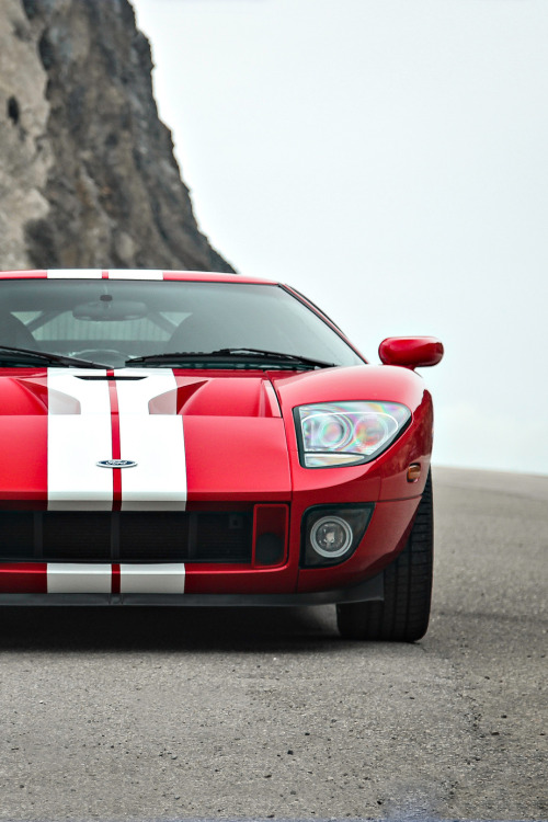 javysb:  Ford GT | Charlie Davis © | JB  adult photos