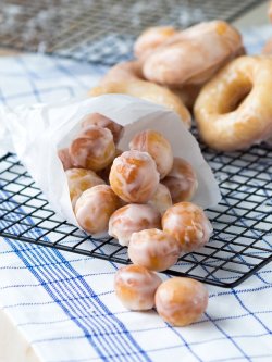 yumi-food:  Original Glazed Donuts | The