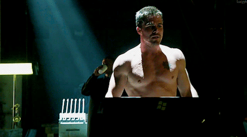 Oliver Training In Arrow 1x11 Trust But Verify.