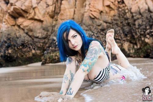 Porn iamdaddyslittleangel:  Riae Suicide! 💙 photos