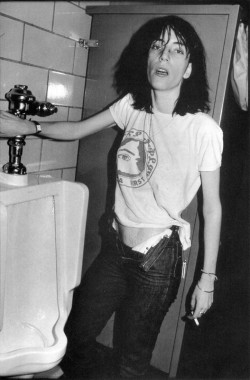 pattismithandrobertmapplethorpe:Patti Smith