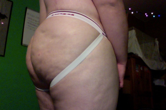 aj-cub:  More ass pictures, why not 