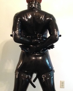 mellowmon: anyone want a rubber slave?