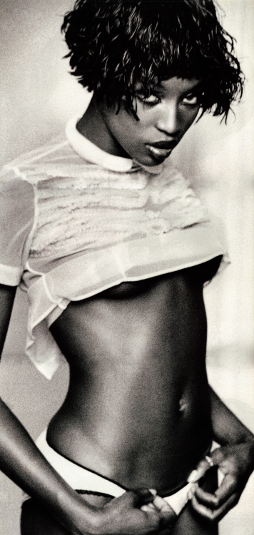zegalba:Naomi Campbell by Ellen Von Unwerth (1997)