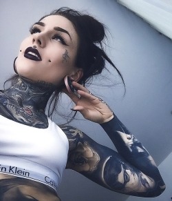 itsall1nk:More Hot Tattoo Girls athttp://hot-tattoo-girls.blogspot.com