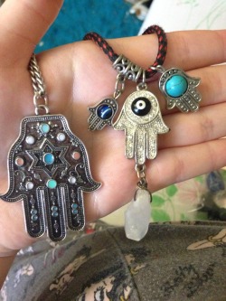 taurnus:  🔮 Im obsessed with my Hamsa’s and my Raw Quartz 🔮