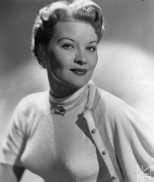 Patti Page wearing a cone-shaped bra (1955)
