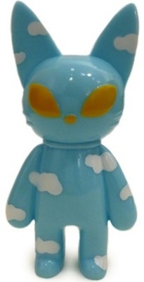 plastickaiju:  Name: SorasoraPlatform: KonekoArtist: Gen KitajimaManufacturer: P.P.PuddingMaterial: Sofubi 