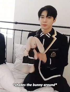 dovounq:doyoung with a doyoung doll